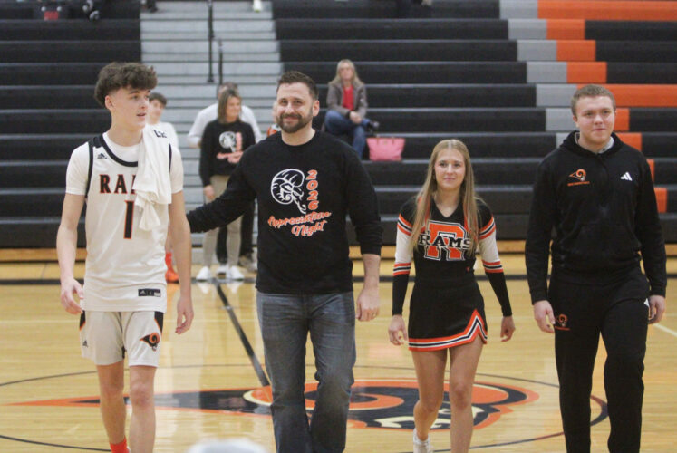 Mineral Ridge beats Campbell, honors teachers